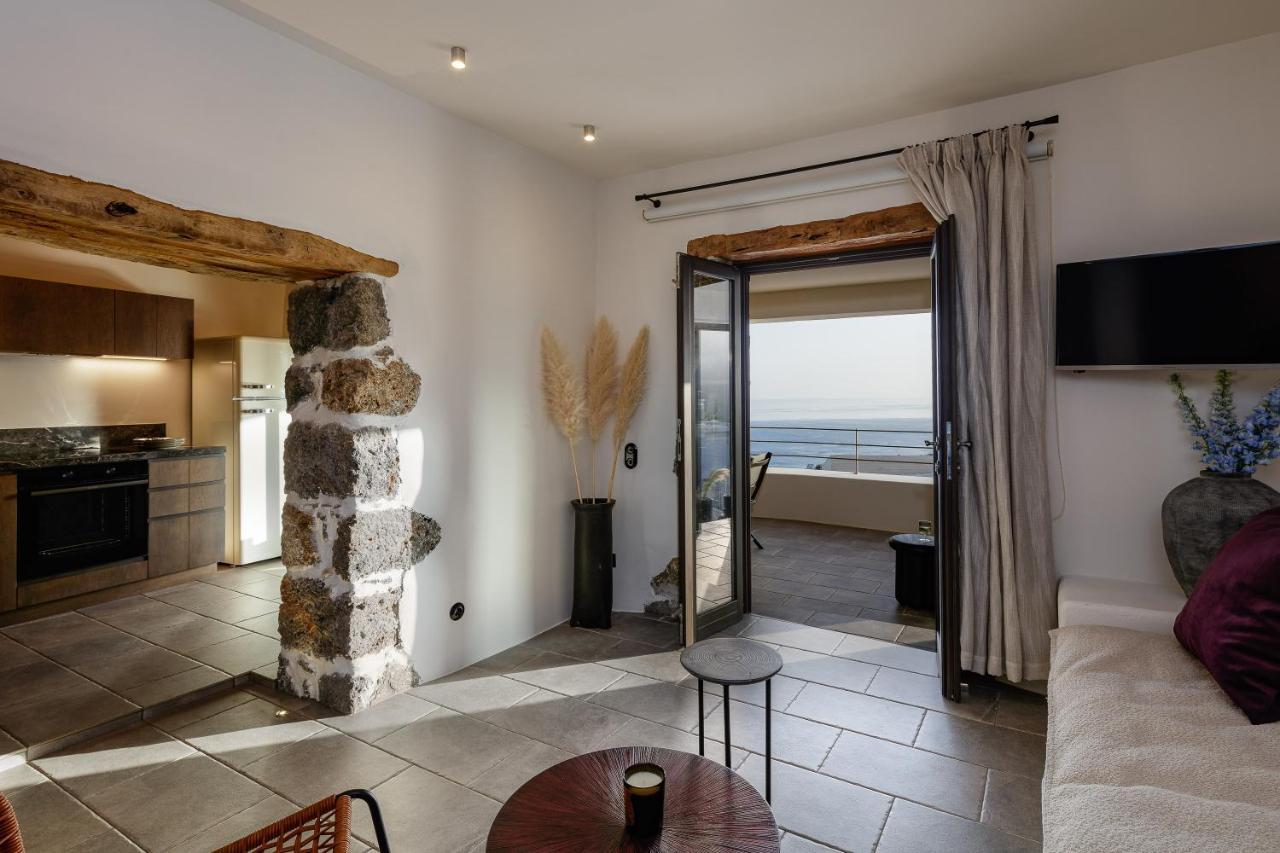 Fedra Suites Плакиас Екстериор снимка