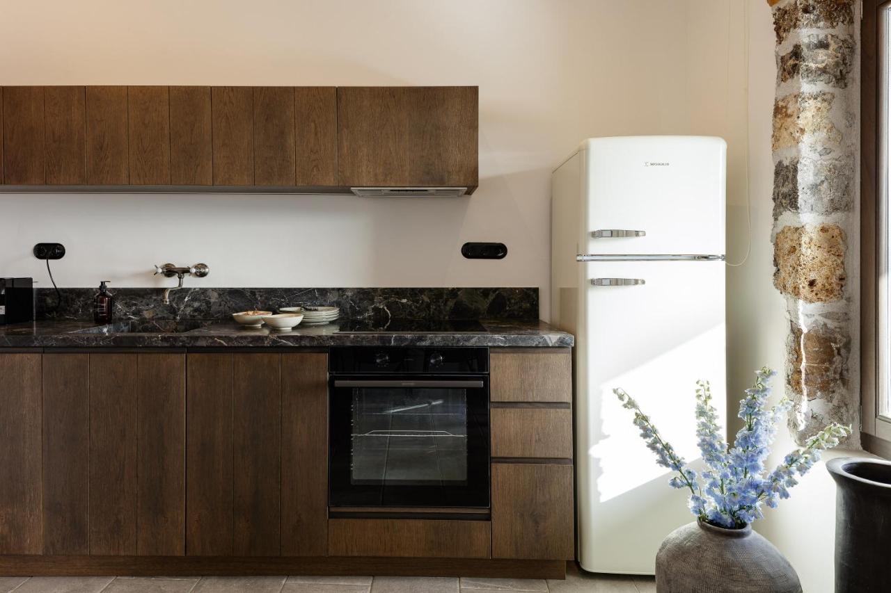 Fedra Suites Плакиас Екстериор снимка