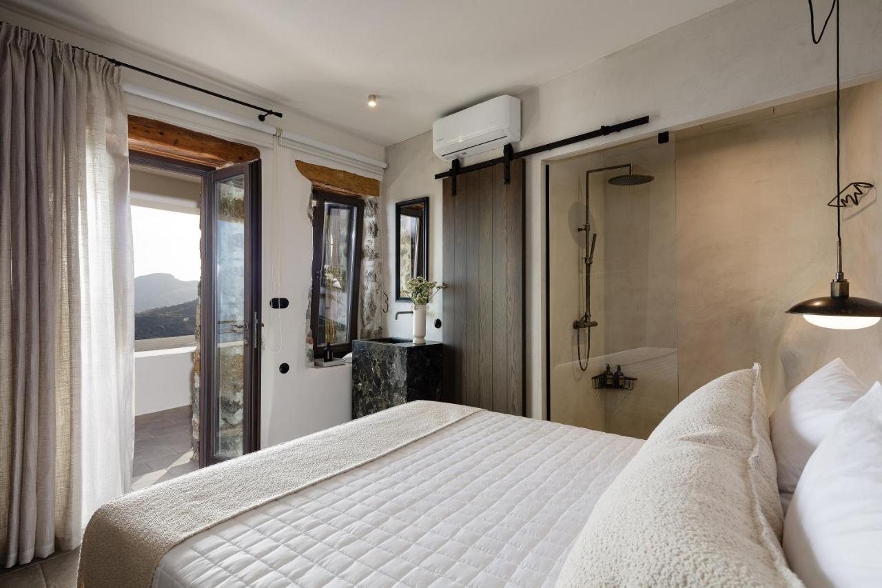 Fedra Suites Плакиас Екстериор снимка
