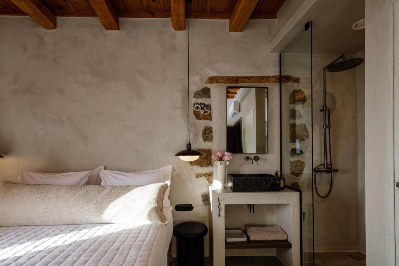 Fedra Suites Плакиас Екстериор снимка