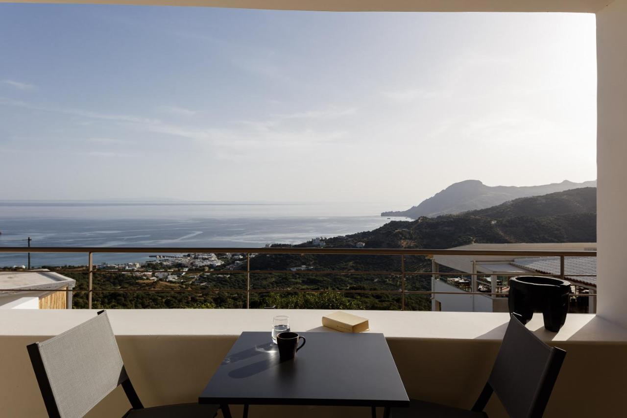 Fedra Suites Плакиас Екстериор снимка